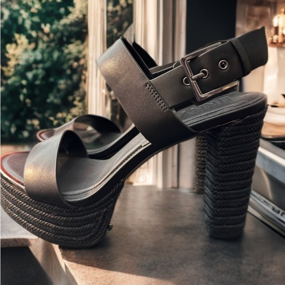 NEW Women's Everyday Yadira-Platform High Heeled Open Toe Sandal Black Size 10 - Picture 8 of 12